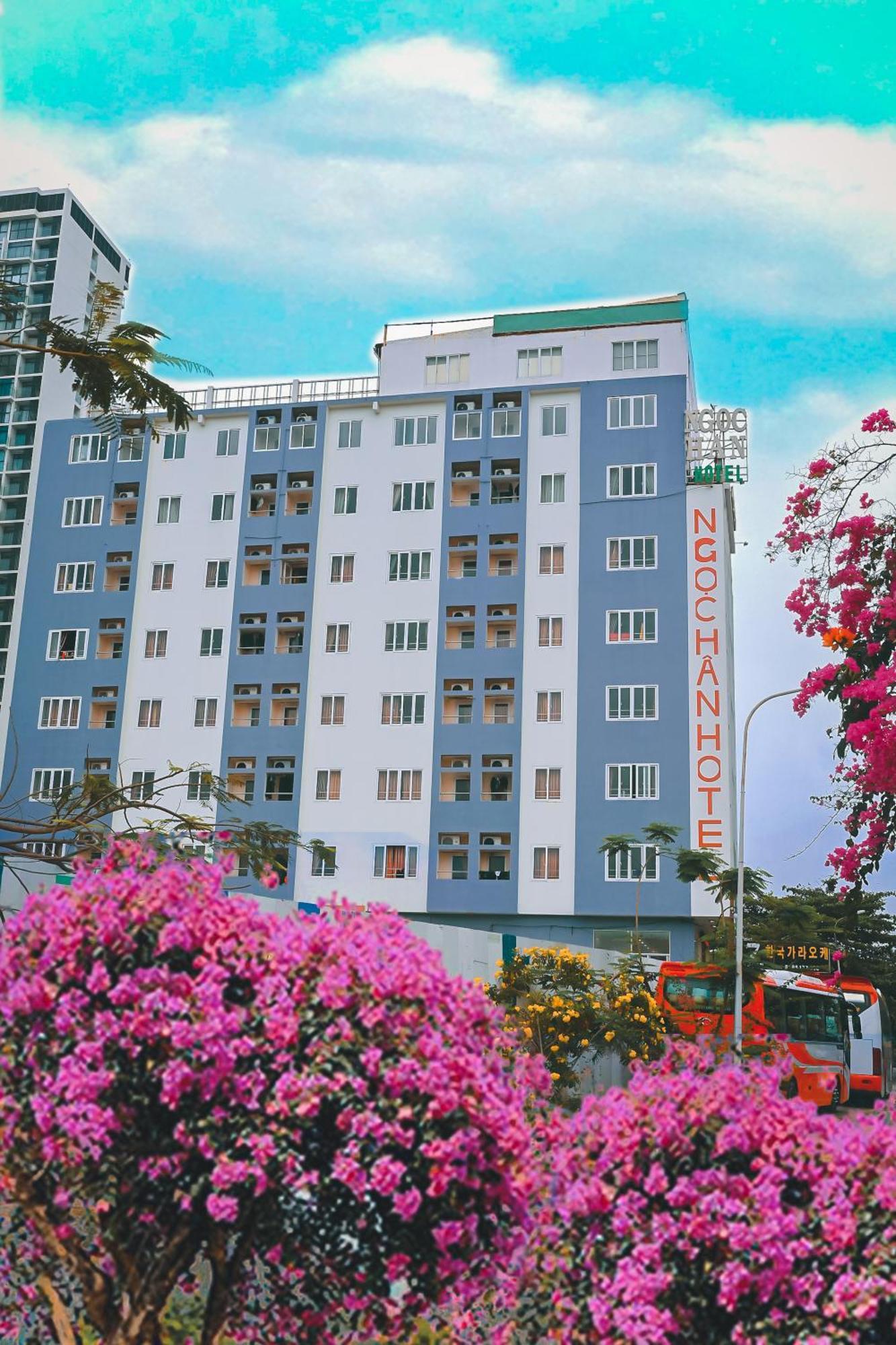 Ngoc Han Hotel By The Moment Вунгтау Экстерьер фото