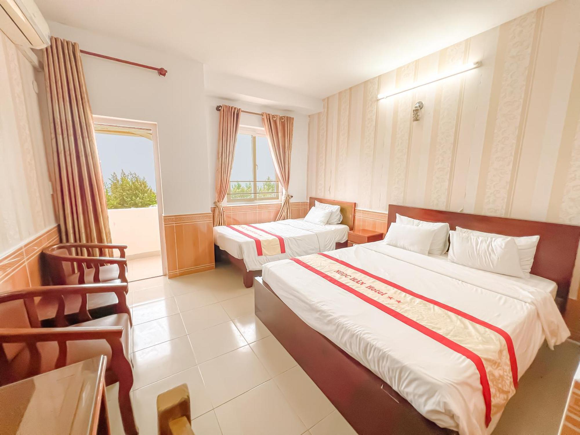 Ngoc Han Hotel By The Moment Вунгтау Экстерьер фото
